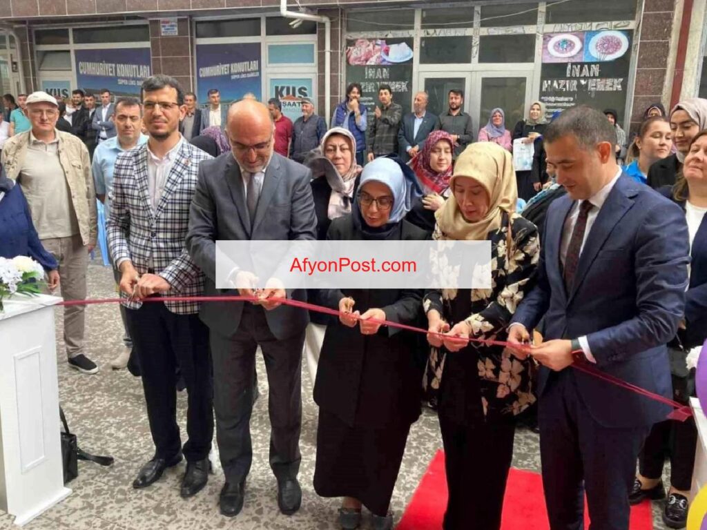 Afyonkarahisar Emirdağ İlçe Müftülüğü’nde Aile ve Dini Rehberlik Merkezi açıldı