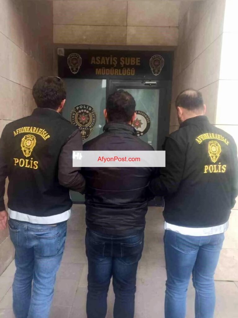 Afyonkarahisar’da Hapis Cezası Bulunan Şahıs Polis Tarafından Yakalandı