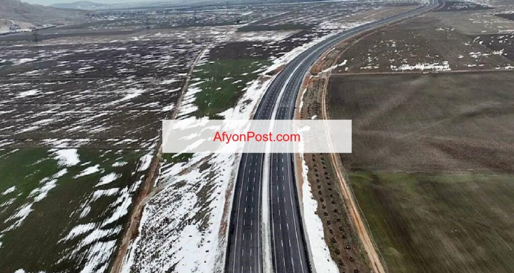 Yeni otoyol trafiğe açıldı, iki şehir arasındaki seyahat süresi 17 dakikaya düştü